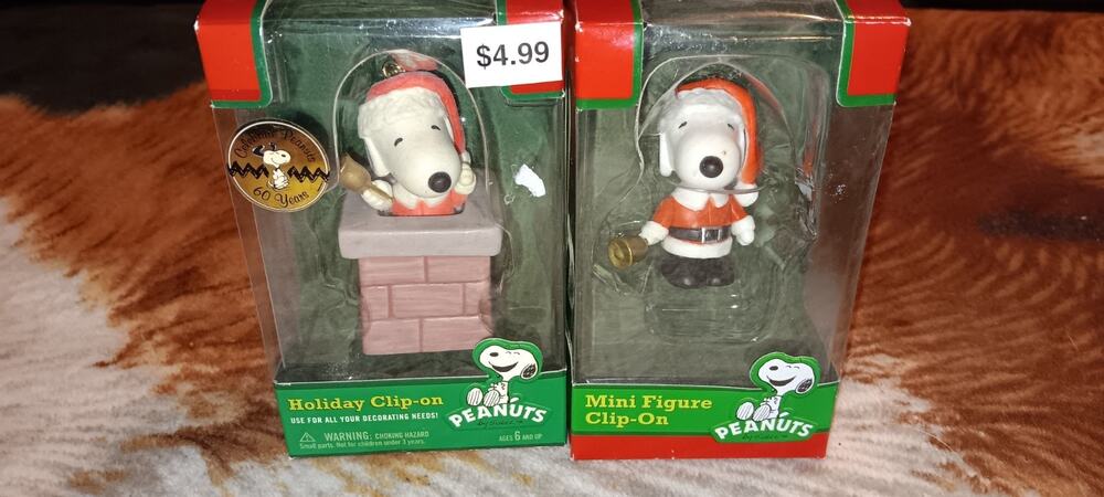 Lot VTG Peanuts SNOOPY Santa SALVATION ARMY BELL RINGER & Santa In Chimney